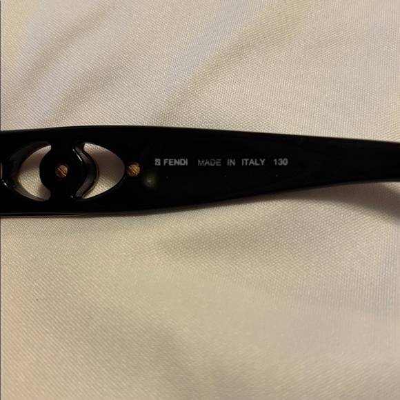 Vintage Authentic Fendi Tortoise Sunglasses - Picture 11 of 12